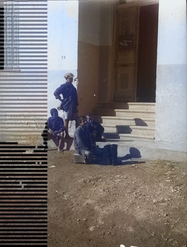 Δύσκολα χρόνια για τα παιδιά