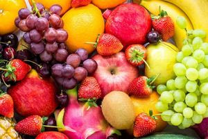 Νέα έρευνα: Το λευκό κρασί, η σαμπάνια και τα φρούτα μειώνουν τον κίνδυνο ανακοπής