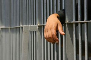 Μαφία Χανίων: Έγκλειστος στην Αλικαρνασσό ο μικρότερος από τα δύο αδέλφια