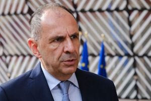 Επικοινωνία Γεραπετρίτη με τους υπουργούς Εξωτερικών Ινδίας και Πακιστάν