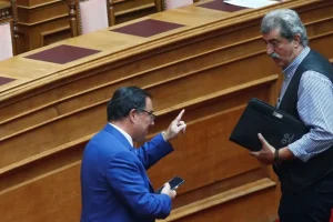 Γεωργιάδης – Πολάκης: Βαριές κουβέντες στη Βουλή – «Είσαι το ρεζίλι της Κρήτης»