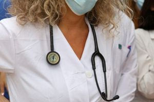 Προσλήψεις γιατρών στο ΕΣΥ: Προκήρυξη 530 μόνιμων θέσεων στα νοσοκομεία