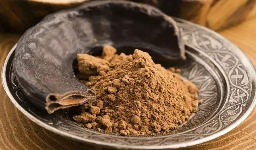Carob Flour: 9 Notable Health Benefits