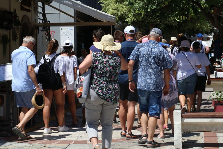 Ένας πραγματικός Γολγοθάς για τον επισκέπτη το Ηράκλειο