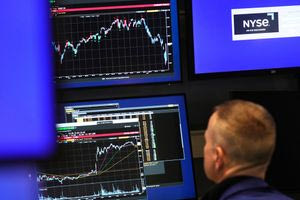 Φάρσα αποκαλεί τους δασμούς το Πεκίνο και ζητά σύμπραξη της Ευρώπης