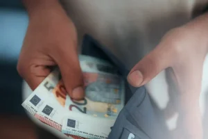 e-ΕΦΚΑ – ΔΥΠΑ: Ο «χάρτης» των πληρωμών από 14 έως 17 Απριλίου