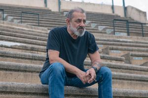 Η νέα χιουμοριστική ανάρτηση του Αντώνη Καφετζόπουλου μετά τη σύλληψή του