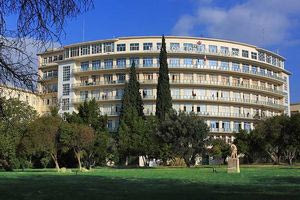 Τραυματίστηκε σοβαρά στο χέρι από κροτίδα ο βιρτουόζος του κλαρίνου Άρης Μουγκοπέτρος