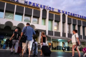 Ηράκλειο: Ακυρώθηκαν πτήσεις από και προς το Τελ Αβιβ – «Εγκλωβισμένοι» Ισραηλινοί στην Κρήτη