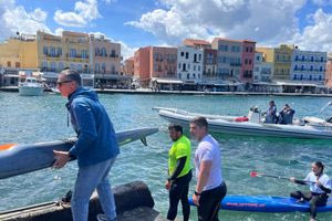 Από τη Θεσσαλονίκη μέχρι την Κρήτη διασχίζοντας όλο το Αιγαίο με sup!