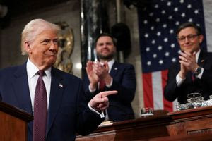 Ντόναλντ Τραμπ: Ζητά από το Κογκρέσο να καταργήσει την αλλαγή ώρας