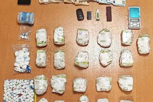 Χανιά: Έκρυβε τις ποσότητες κοκαΐνης στο ταμπλό του ΙΧ – Δείτε το βίντεο