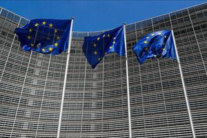 Η ΕΕ στην αντεπίθεση: Ανακοίνωσε δασμούς ως 25% σε αμερικανικά προϊόντα