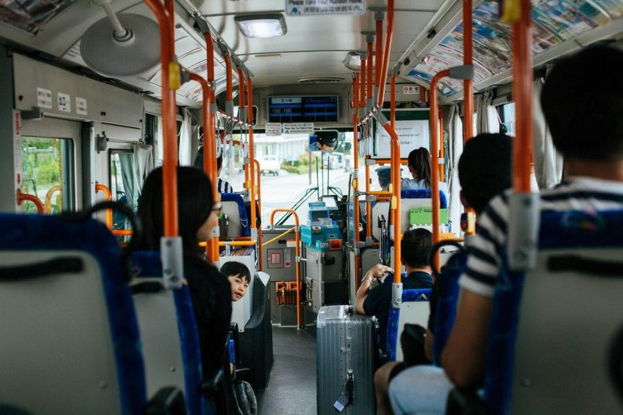 Ιαπωνία: Οδηγός λεωφορείου έχασε το εφάπαξ του, επειδή έκλεψε 6 ευρώ από τα εισιτήρια των επιβατών!