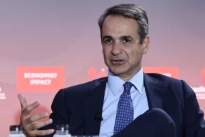 Κυρ. Μητσοτάκης για youth pass: Συμβολική κίνηση – Εργαζόμαστε για περισσότερες ευκαιρίες για καλές δουλειές