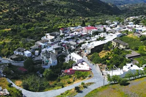 Ζουν με τις ρωγμές στο Μαγαρικάρι εδώ και δεκαετίες – Αυτοψία τη Δευτέρα