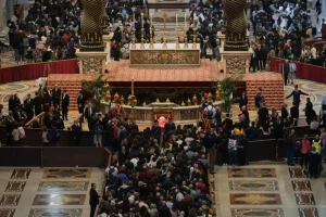 Κηδεία Πάπα Φραγκίσκου: Εψάλη το «Χριστός Ανέστη» στα ελληνικά