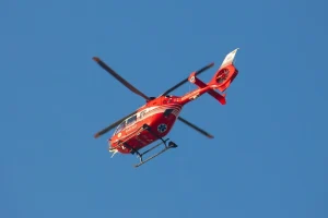 Ιαπωνία: Ιατρικό ελικόπτερο συνετρίβη σε θαλάσσια περιοχή στο Ναγκασάκι – Εντοπίστηκαν και οι 6 επιβαίνοντες