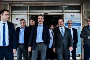 Η Πυθία, η δημόσια υγεία και η κοροϊδία