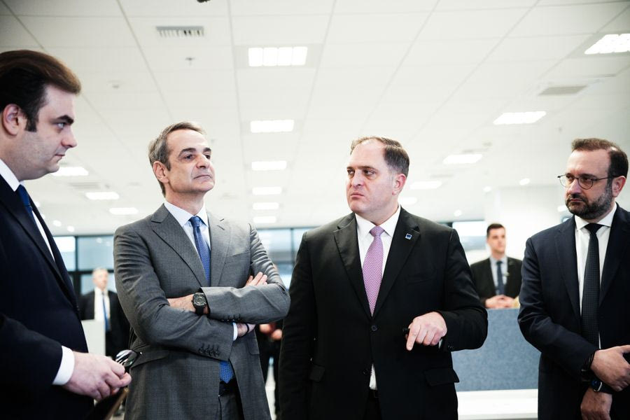 Επίσκεψη Μητσοτάκη στην ΑΑΔΕ: Μπαίνει τάξη στις φορολογικές δηλώσεις