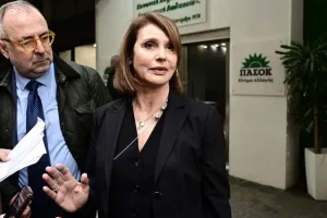 Κατερίνα Μπατζελή: Με στενοχώρησε η απόφαση, μια πορεία διαγράφεται για 5 λεπτά τηλεοπτικού χρόνου