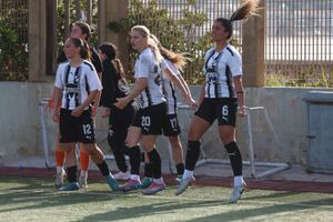 Ποδόσφαιρο Γυναικών: Ο ΟΦΗ κοντράρεται με την ΑΕΚ που με νίκη στέφεται πρωταθλήτρια