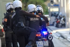 Συμβόλαιο θανάτου πίσω από την εν ψυχρώ εκτέλεση στο Χαλάνδρι έξω από ιατρικό κέντρο – Οι δράστες άνοιξαν πυρ κι εξαφανίστηκαν