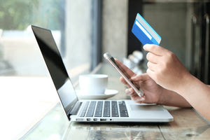 Τι είναι το «Market place» που έρχεται από τον Μαΐο -Πώς θα ωφελούνται περισσότερο οι κάτοχοι του Youth Pass