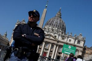 Κηδεία Πάπα Φραγκίσκου: Eλεύθεροι σκοπευτές και συστήματα anti-drones ενόψει