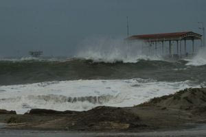 Περού: Οι αρχές κλείνουν περισσότερα από 90 λιμάνια λόγω μεγάλων κυμάτων στον Ειρηνικό