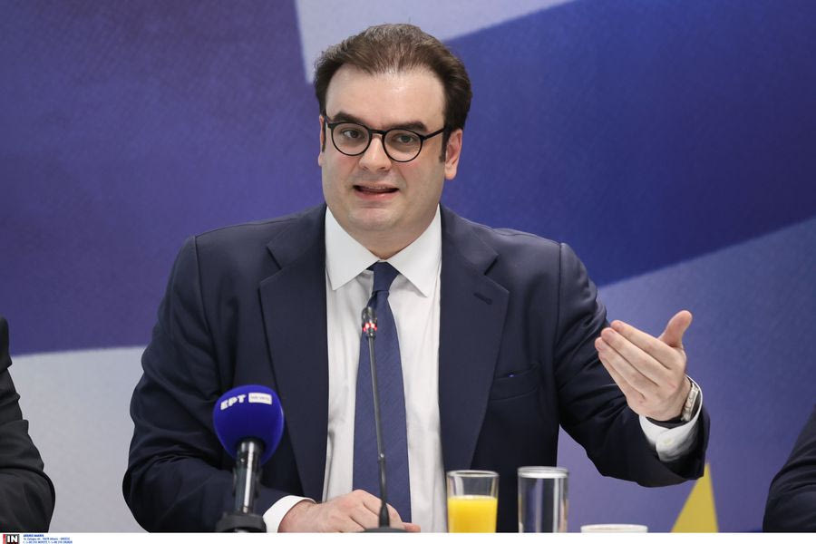 Πώς θα λάβουν 250 ευρώ οι συνταξιούχοι και ενοίκιο οι ενοικιαστές