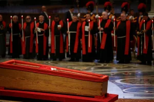 Πάπας Φραγκίσκος: Η κηδεία του Ποντίφικα επαναφέρει τη Ρώμη στο πνευματικό επίκεντρο του κόσμου