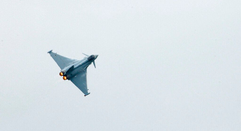Βρετανικά μαχητικά της RAF αναχαίτισαν δύο ρωσικά αεροσκάφη στη Βαλτική Θάλασσα
