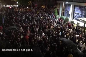 Συνεχίζεται ο αποκλεισμός της σερβικής δημόσιας τηλεόρασης από τους φοιτητές