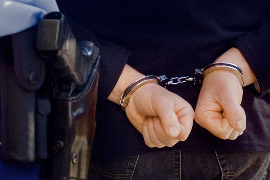 Χανιά: Τέσσερις συλλήψεις για τις “καραβιές” αλλοδαπών από το το Τομπρούκ της Λιβύης