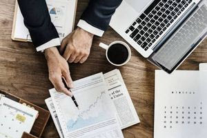 Κινητικότητα στελεχών “νηστεία αλλά όχι… προσευχή”