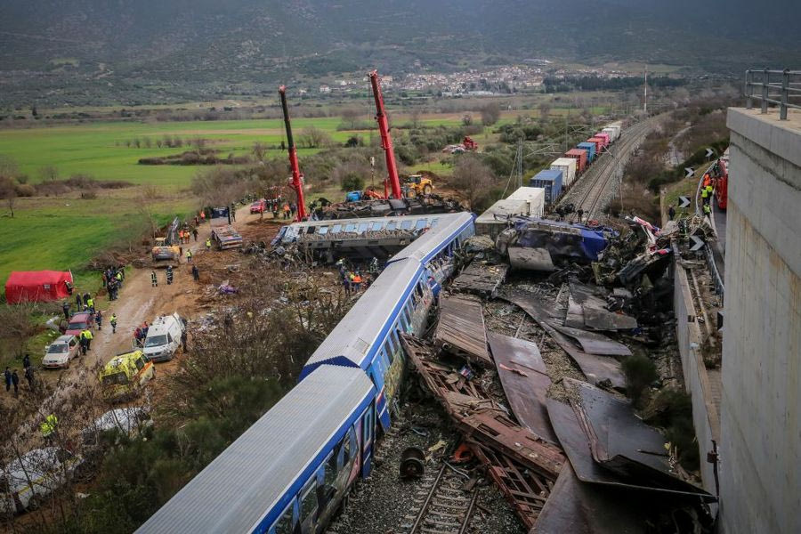 Έκθεση της Γάνδης για τα Τέμπη εκθέτει τον ΕΟΔΑΣΑΑΜ: «Τα έλαια σιλικόνης καίγονται»
