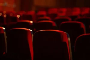 ΟΛΜΕ για Ιεράπετρα: Ευθεία επίθεση στην ελευθερία της καλλιτεχνικής έκφρασης και τη δημοκρατία