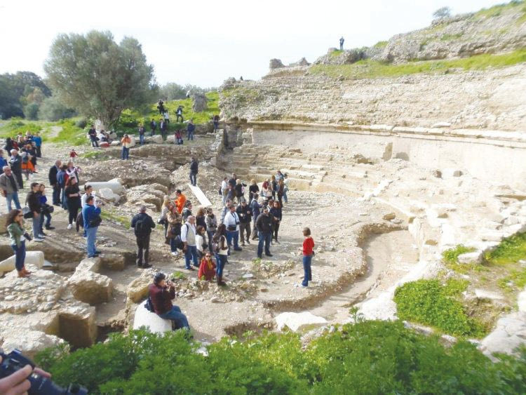 Οι αναπάντεχες εκπλήξεις του μεγάλου Θεάτρου της Γόρτυνας