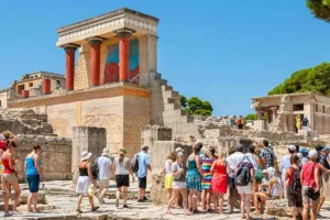 Ηράκλειο: Σύλληψη τουριστικού πράκτορα κατά την επιβίβαση του στο αεροσκάφος