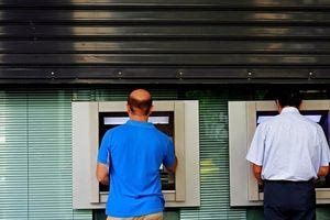 Συντάξεις Μαΐου 2025: Πότε θα μπουν χρήματα στους λογαριασμούς