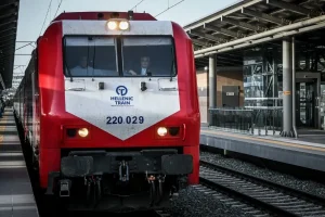 Ακινητοποιήθηκε τρένο με 190 επιβάτες που εκτελούσε το δρομολόγιο Θεσσαλονίκη-Αθήνα