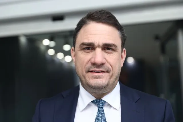 Τσουκαλάς: Να δώσει η κυβέρνηση νωρίτερα τη σύνταξη του Απριλίου