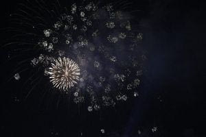 Αιματηρό Πάσχα από κροτίδες – Σοβαροί τραυματισμοί ανηλίκων και ενηλίκων σε όλη τη χώρα