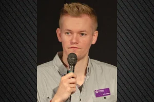 Φυλάκιση 11 μηνών σε Σουηδό δημοσιογράφο για εξύβριση του προέδρου Ερντογάν