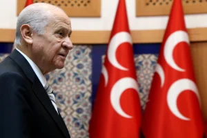 Τουρκία: Δημόσια εμφάνιση του Μπαχτσελί έπειτα από μακρά απουσία λόγω προβλήματος υγείας