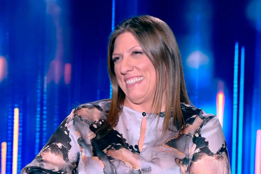 Επεισοδιακό φινάλε σε συνέντευξη της Κωνσταντοπούλου: «Σας περιμέναμε στις 9, τι να σας ρωτήσουμε τώρα!» – Είστε αγενείς, απάντησε
