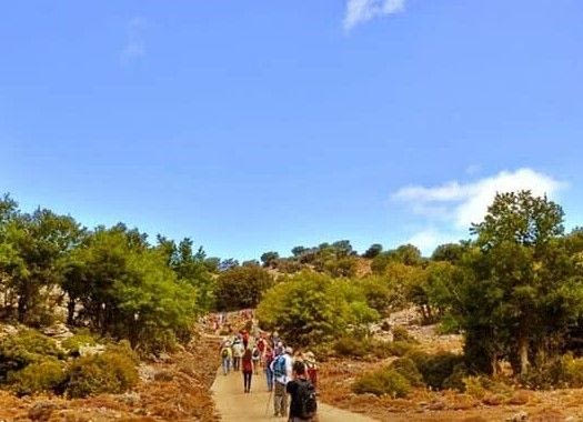 Μαλεβίζι: Δημοπράτηση για την κατασκευή μονοπατιών πεζοπορίας