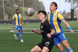 Το βίντεο του ΟΦΗ για το επαγγελματικό ντεμπούτο του Μάνου Χνάρη