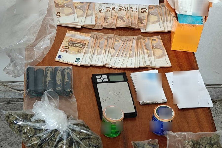 Συνελήφθη 21χρονος που διακινούσε μεγάλες ποσότητες ναρκωτικών